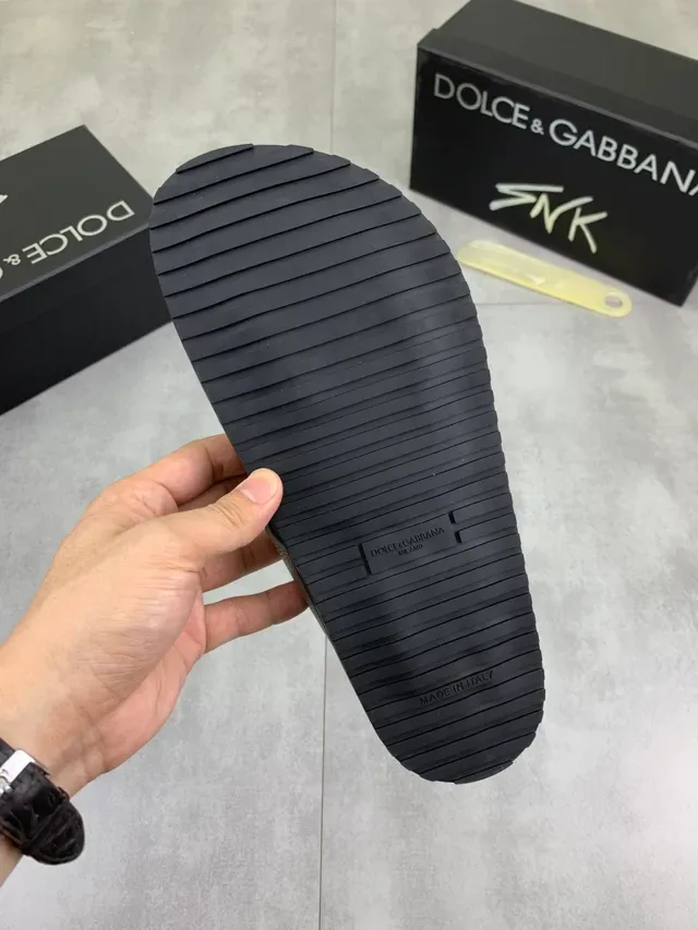 Dolce & Gabbana Gray Pebbled Leather Double-Strap Slide Slippers 2