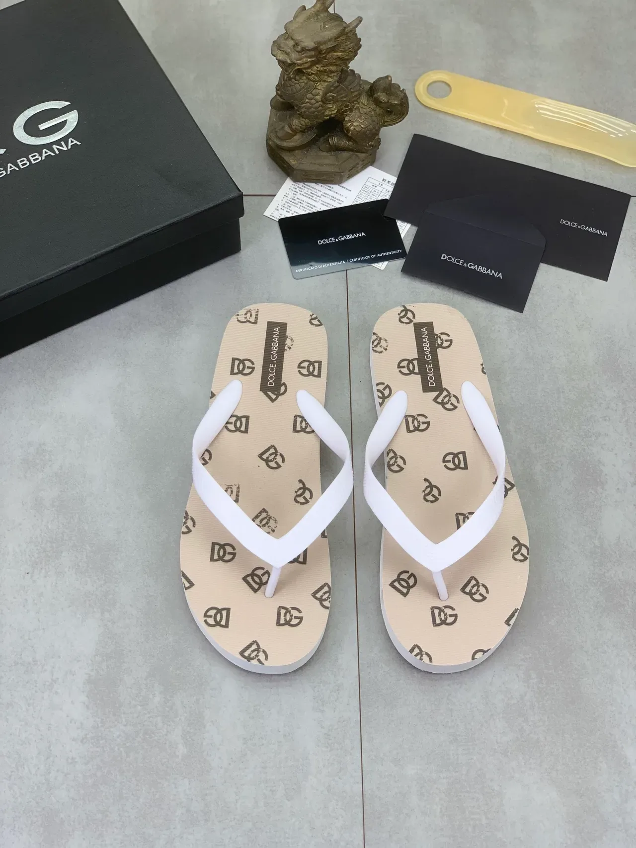 Dolce & Gabbana Multicolor Printed Insole Graphics Contrasting Strap Colors Slippers 7