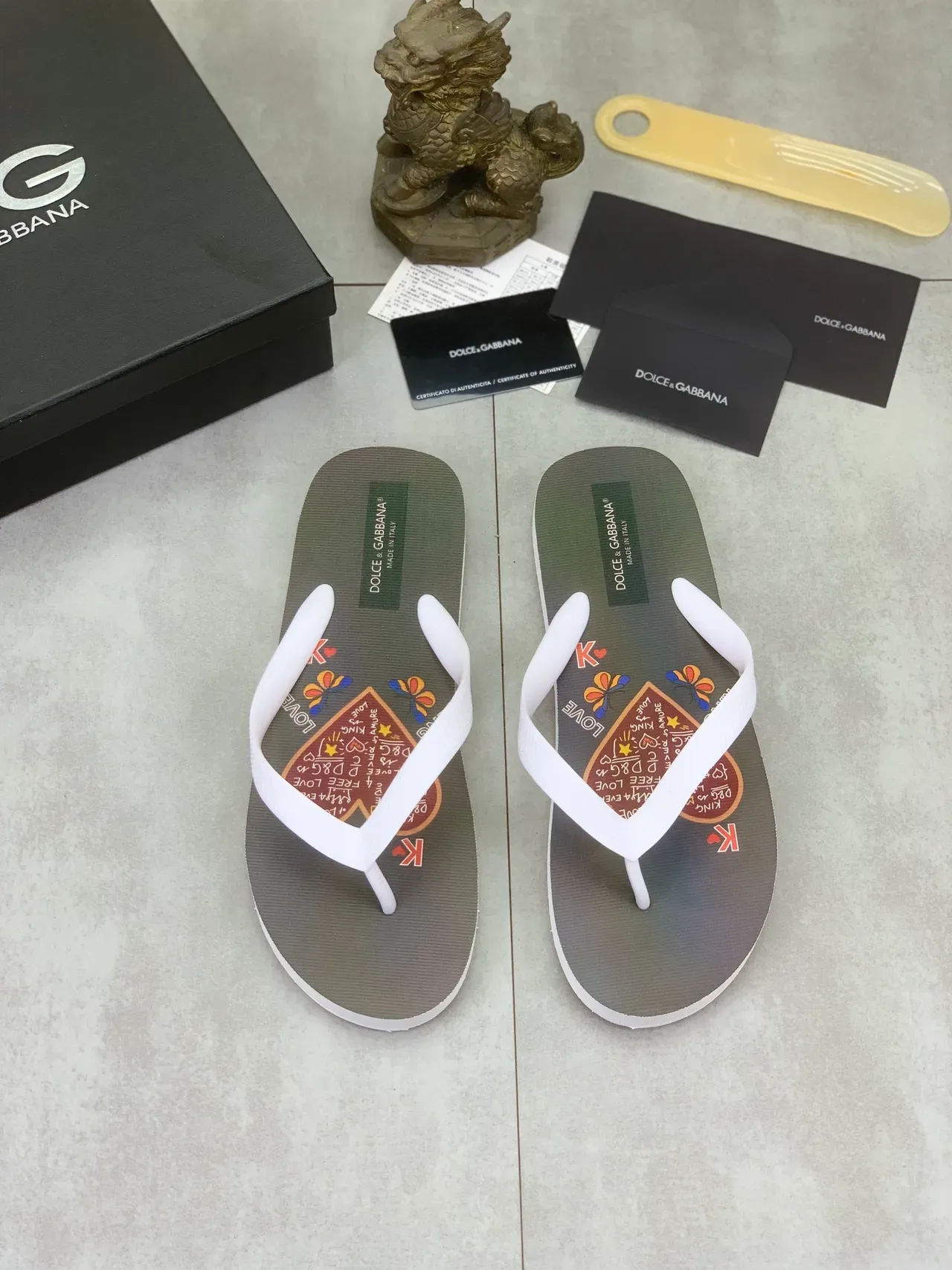 Dolce & Gabbana Multicolor Printed Insole Graphics Contrasting Strap Colors Slippers 11