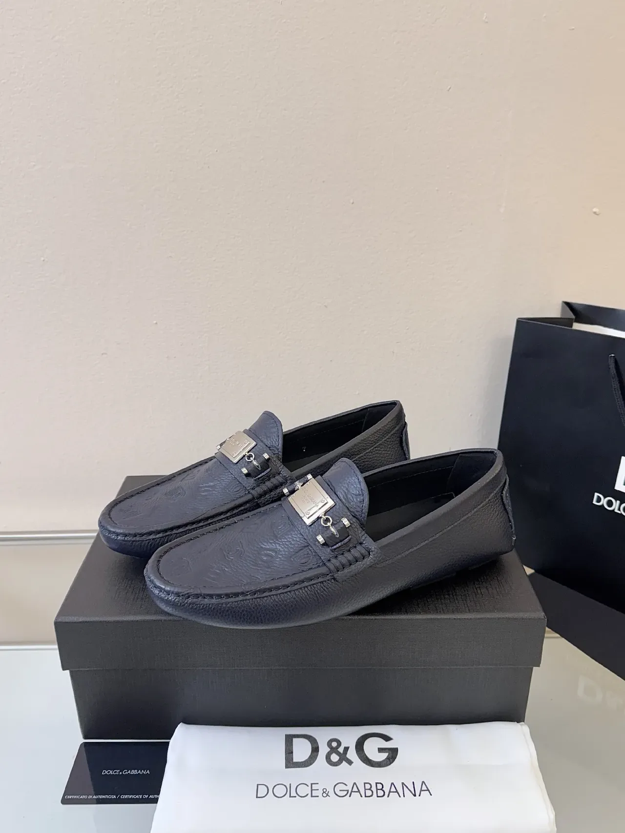 Dolce & Gabbana Portofino Bleu Marine Cuir Embossé Mocassin 2