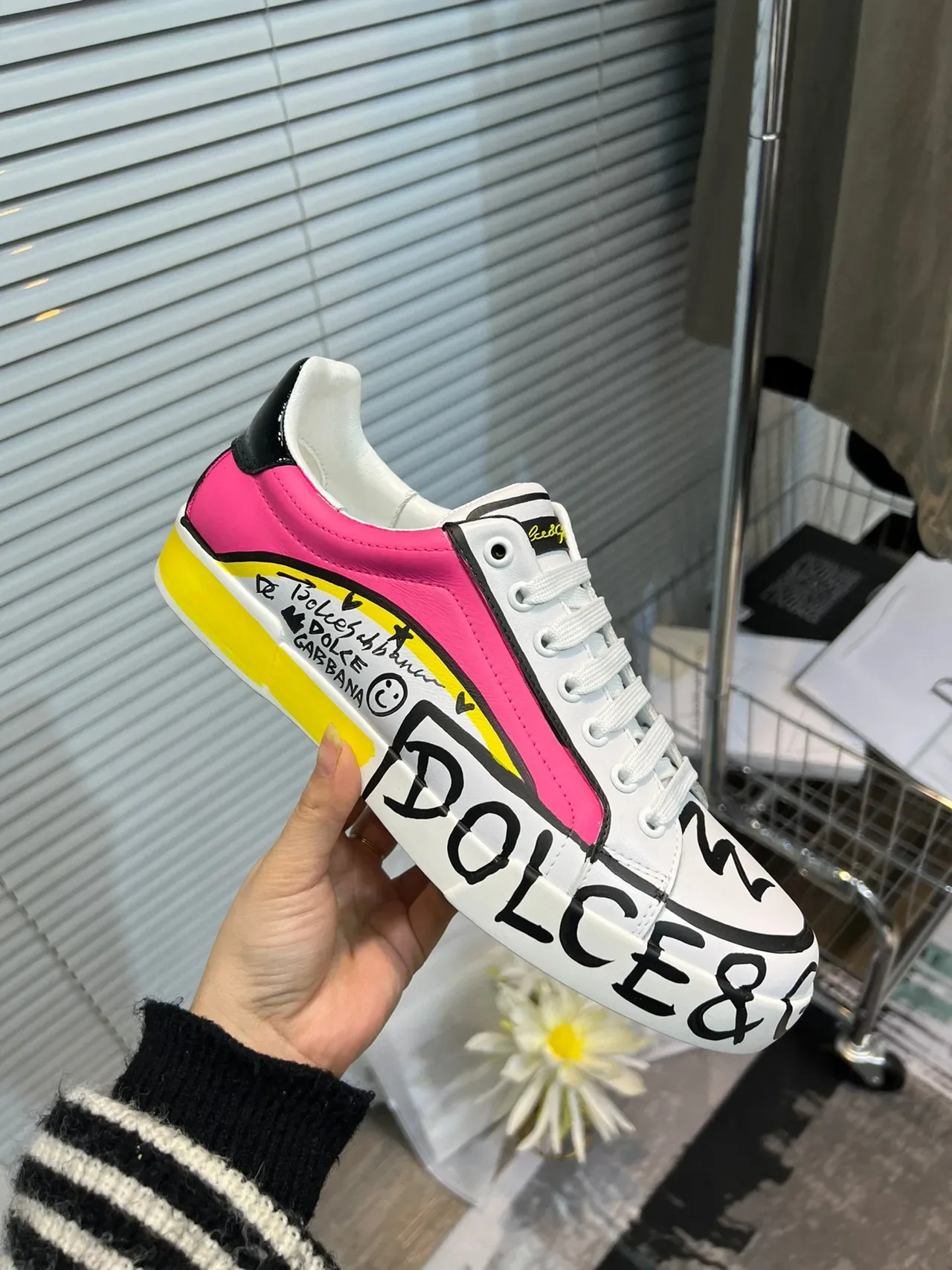 Dolce & Gabbana Portofino Tênis Lifestyle Branco Rosa Graffiti-Print de Topo Baixo 6
