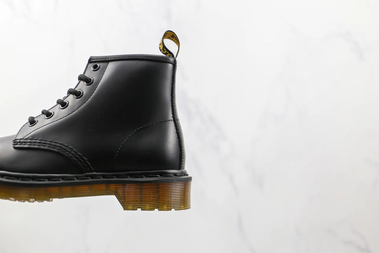 Dr. Martens 1460 黑色光滑皮革马丁靴 4
