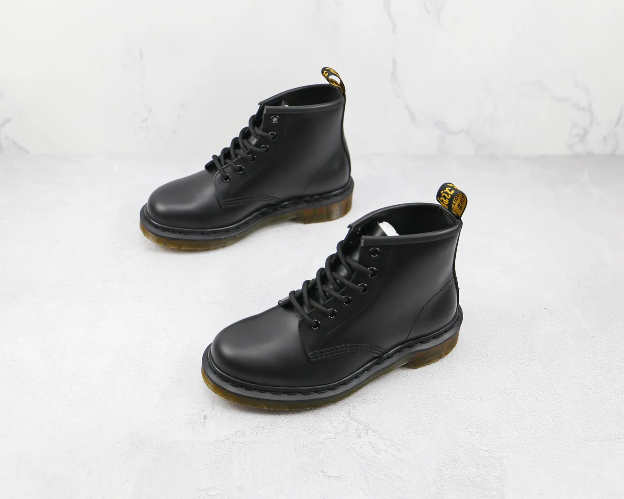 Dr. Martens 1460 黑色光滑皮革马丁靴 7