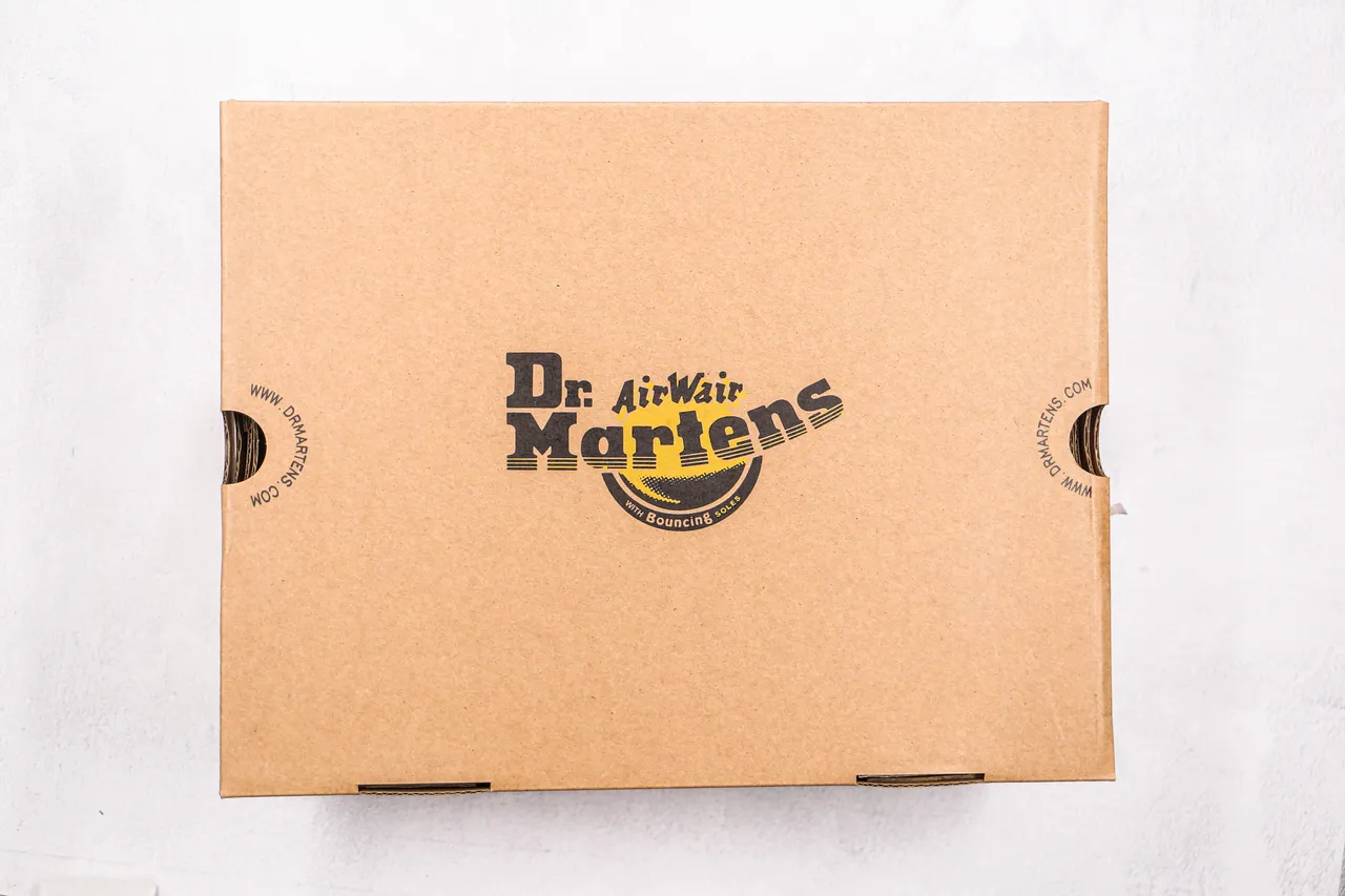 Dr. Martens 1460 Black Smooth Leather Martin Boot 10