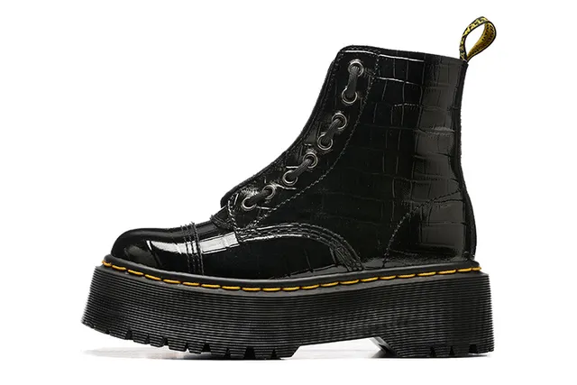 Dr. Martens Botas Martin Negro Amarillo Brillante Cuero con Grabado de Cocodrilo Suela de Plataforma 5