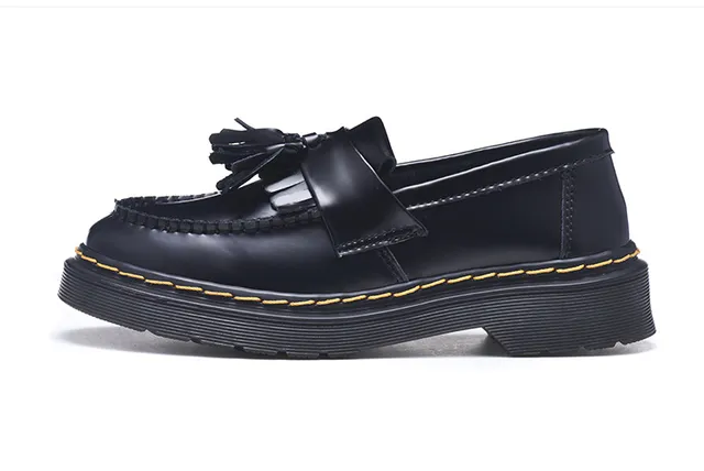 Dr. Martens أسود أصفر حزام التسيل ويلت-ستيتش لوفر 2