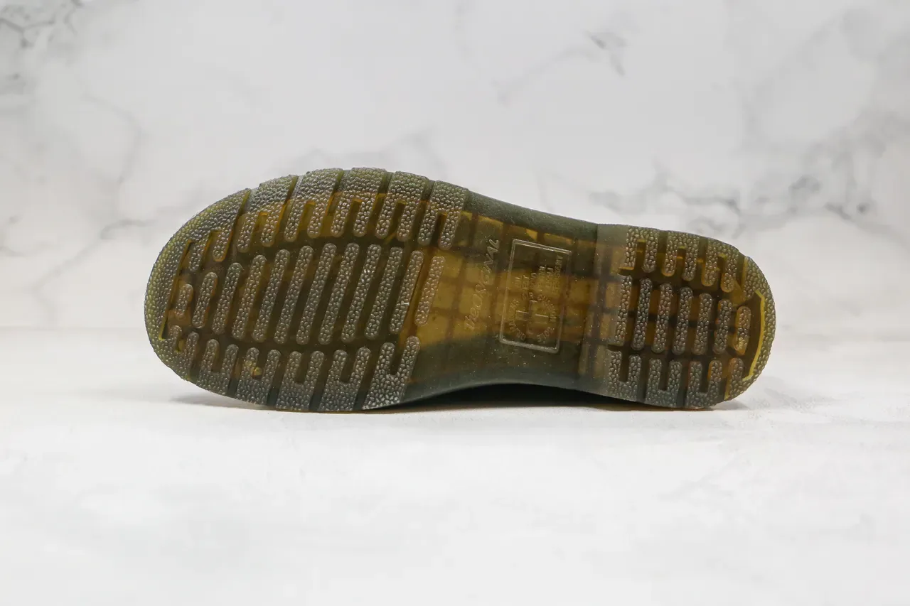 Botas Chelsea Dr. Martens Preto Amarelo Couro Liso Costura de Sola 2