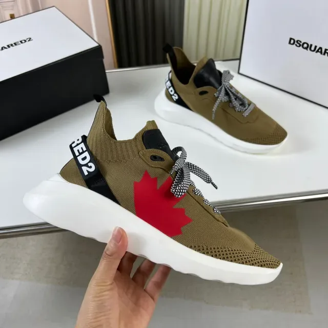 Dsquared2 Beige Red Knit Sock-Fit Upper Maple Leaf Graphic Lifestyle Sneakers 3