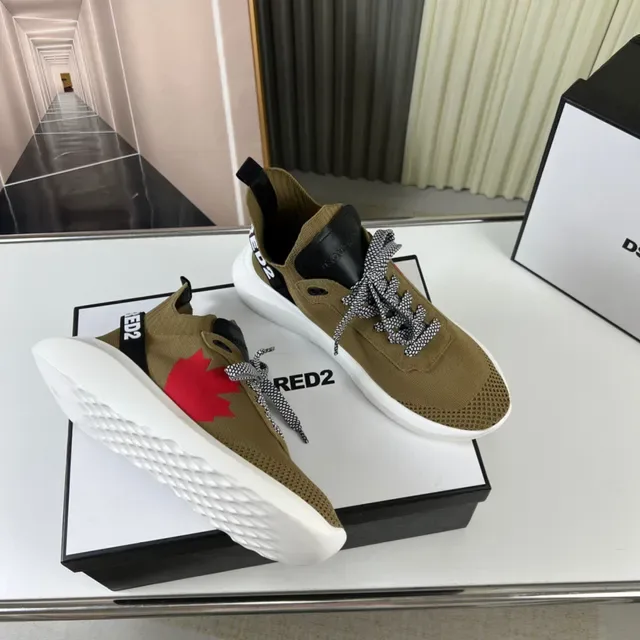 Dsquared2 Beige Red Knit Sock-Fit Upper Maple Leaf Graphic Lifestyle Sneakers 6