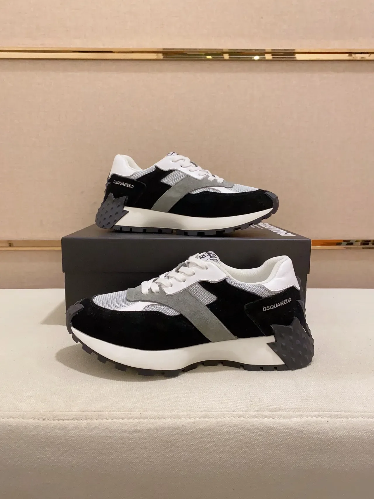 Dsquared2 ICON Sneakers Chunky Layered Noir Gris Blanc 7