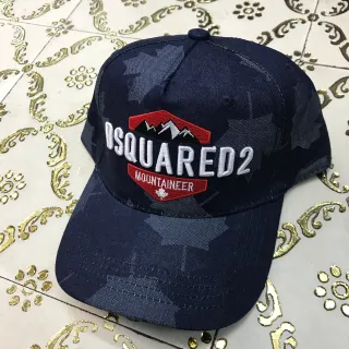 Dsquared2 Mountaineer Embroidered Maple Leaf Camo Baseball Cap