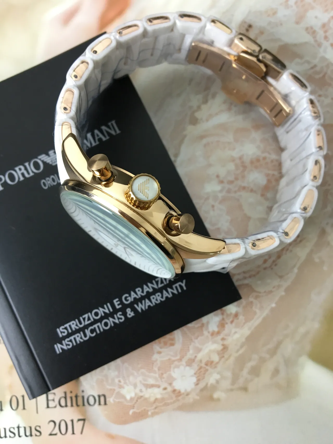 Emporio Armani Montre Chronographe Classique Bracelet Céramique Blanc Or Doré Quartz 5