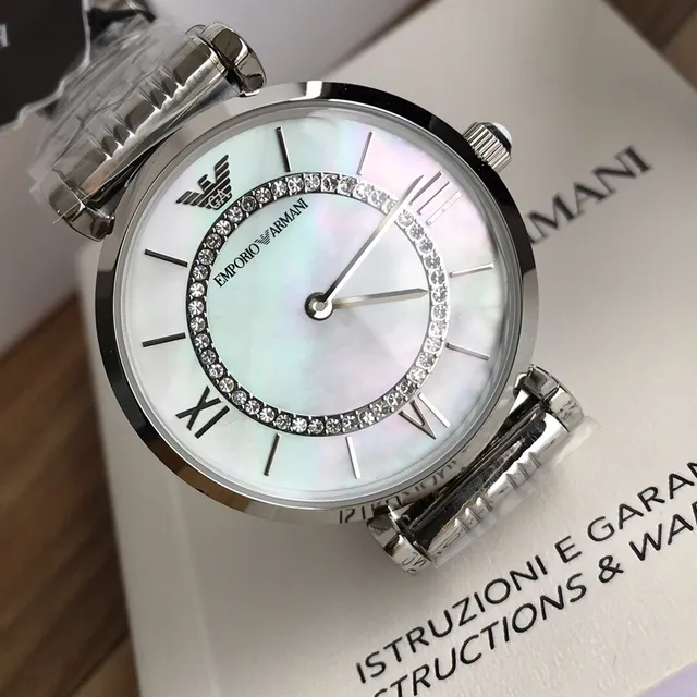 Emporio Armani Classic Argent Blanc Boîtier Rond Cadran Matière Perlière Quartz 15