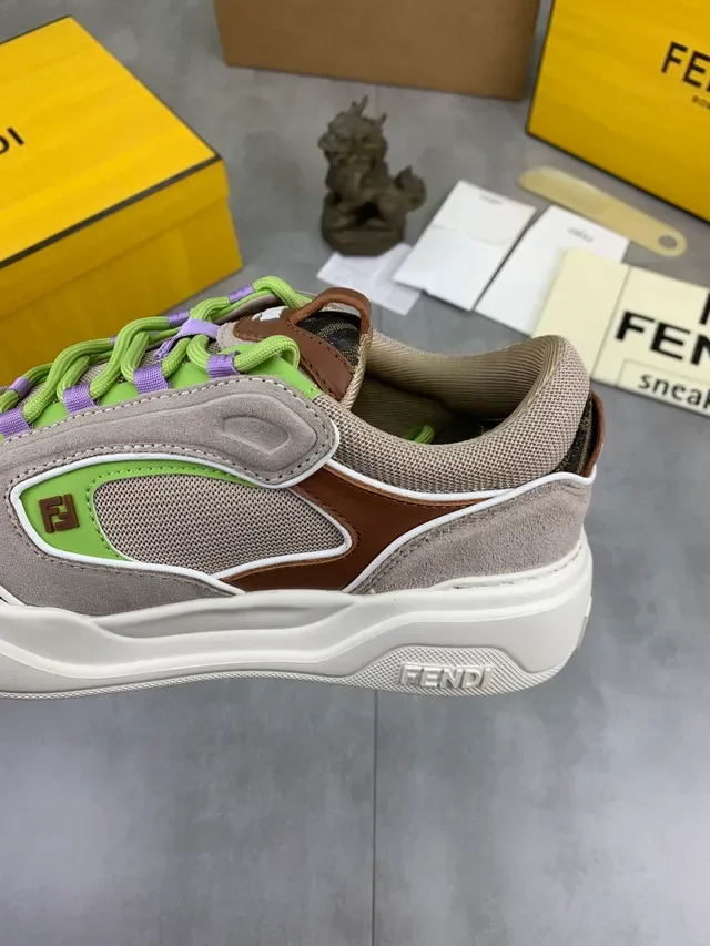 Fendi Chaussures Lifestyle à Semelle Chunky Sculptée en Suede et Mesh à Multi-Panels Beige Marron 4