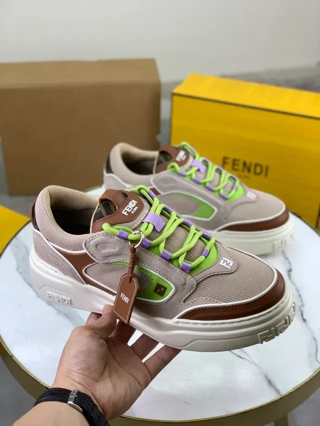 Fendi Chaussures Lifestyle à Semelle Chunky Sculptée en Suede et Mesh à Multi-Panels Beige Marron 5