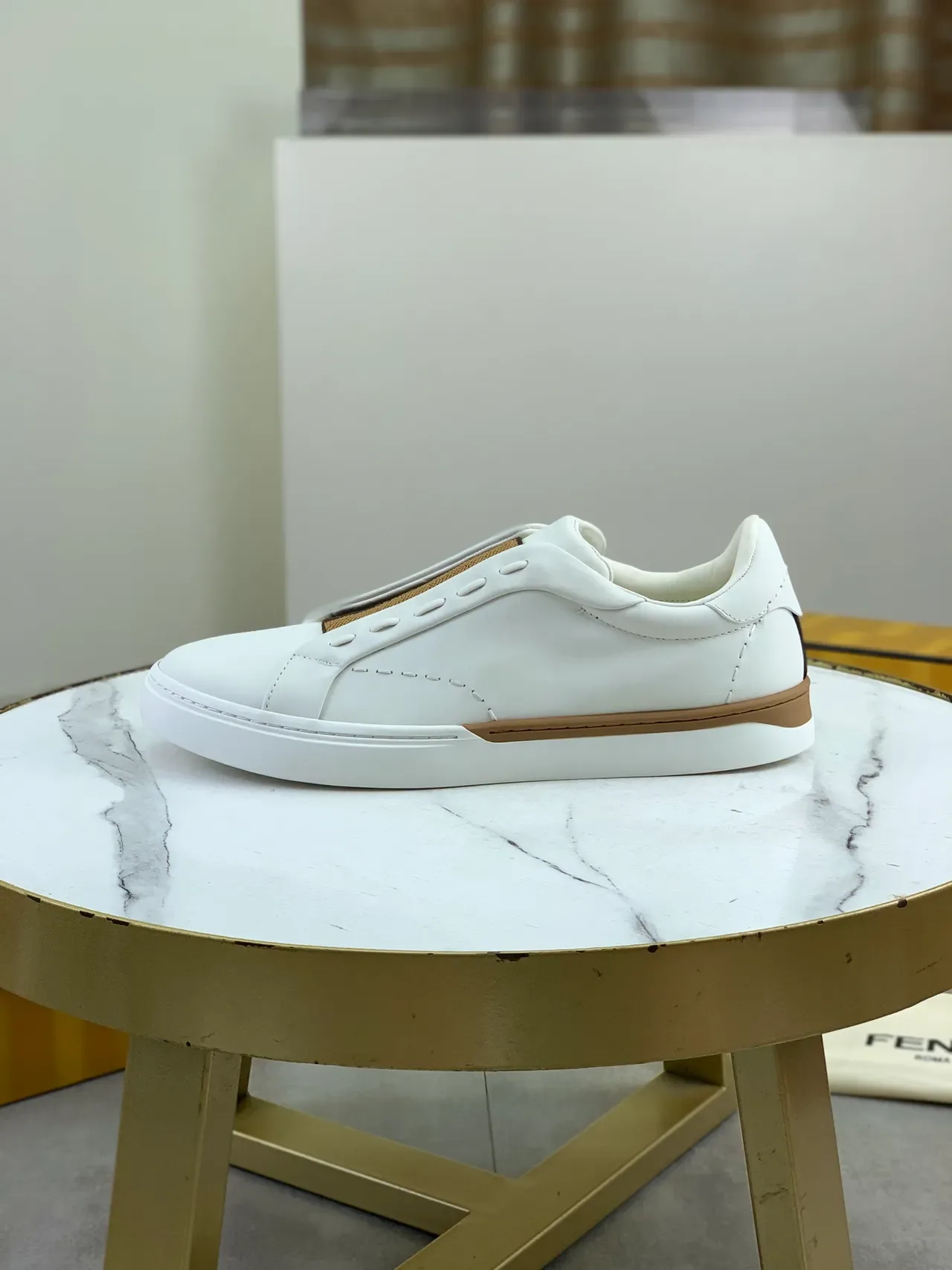 Fendi By The Way Blanc Brun Slip-On Cuir Supérieur Sneakers Lifestyle 5