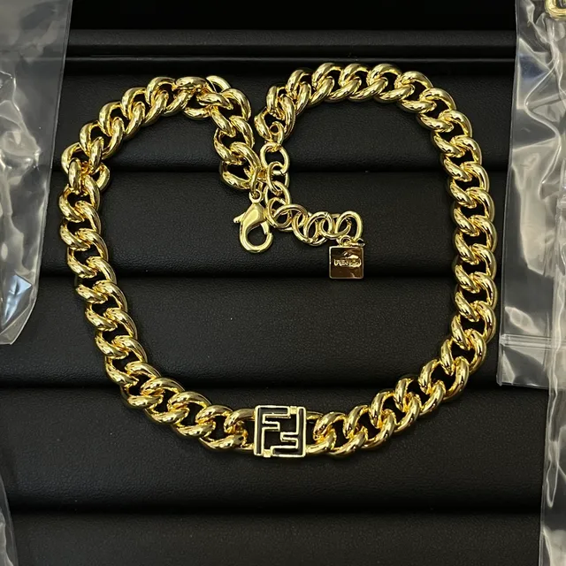 Fendi FF Chaîne Gold-Tone Curb-Link bracelet 2
