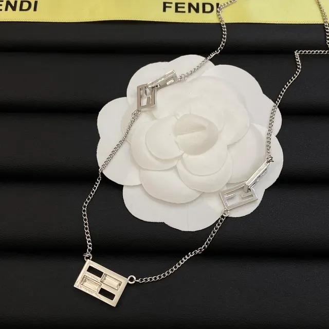 Fendi FF Logo Collier Triple Argent 5
