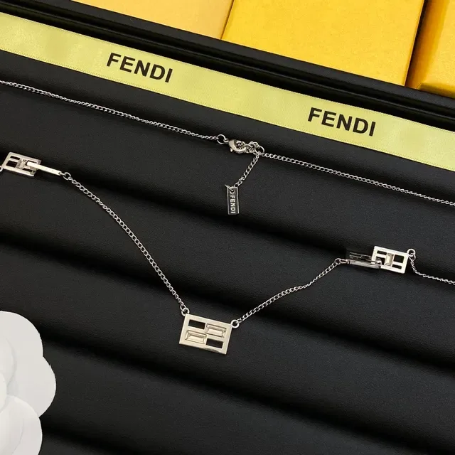 Fendi FF Logo Collier Triple Argent 6