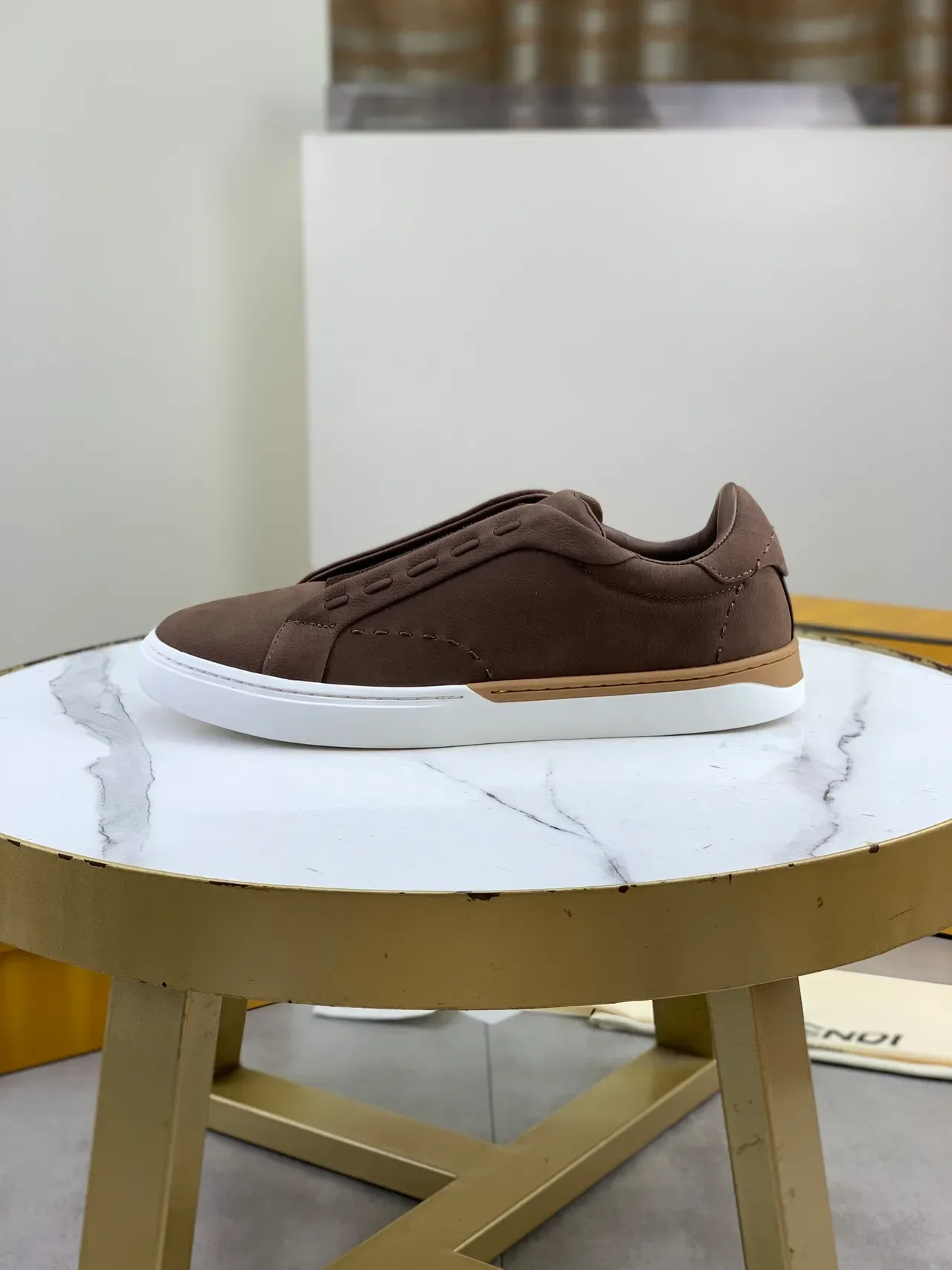 Fendi Sneakers Lifestyle en Cuir Marron Slip-On 6