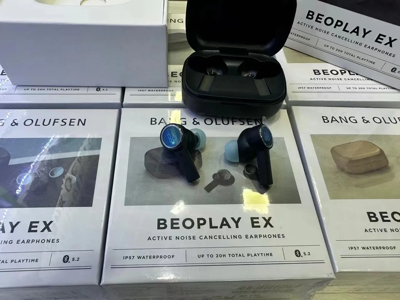 Bang & Olufsen Beoplay EX Black Blue Matte Light Silicone Tips TWS Earbuds 7