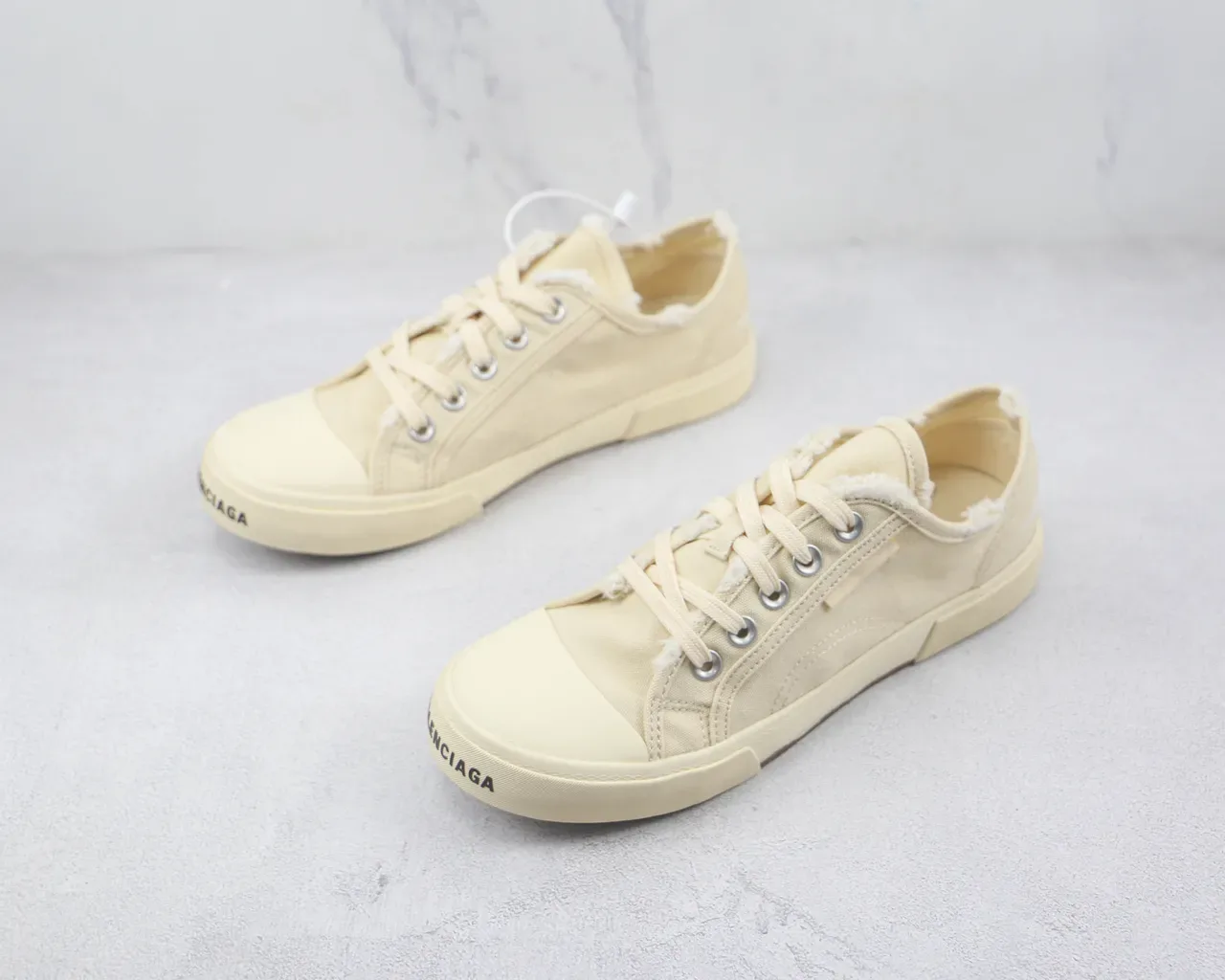 Beige Canvas Upper Fuzzy Lined Collar Sneakers 4