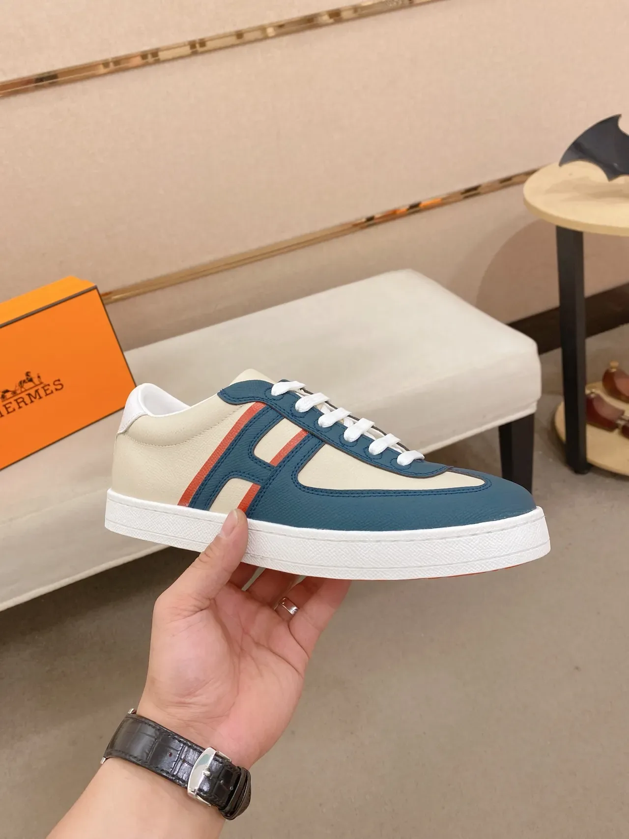 Beige Navy Low-Top Two-Tone Leather/textile Upper Sneakers 5