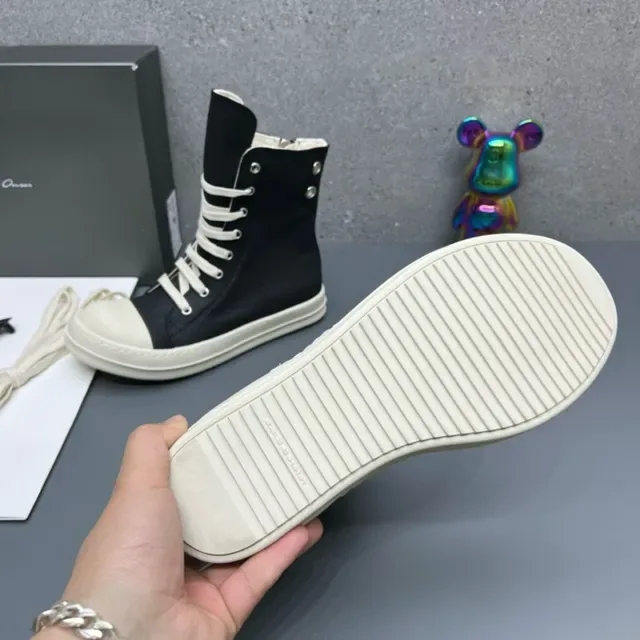 Black and Cream High-Top Canvas Lifestyle Sneakers 9