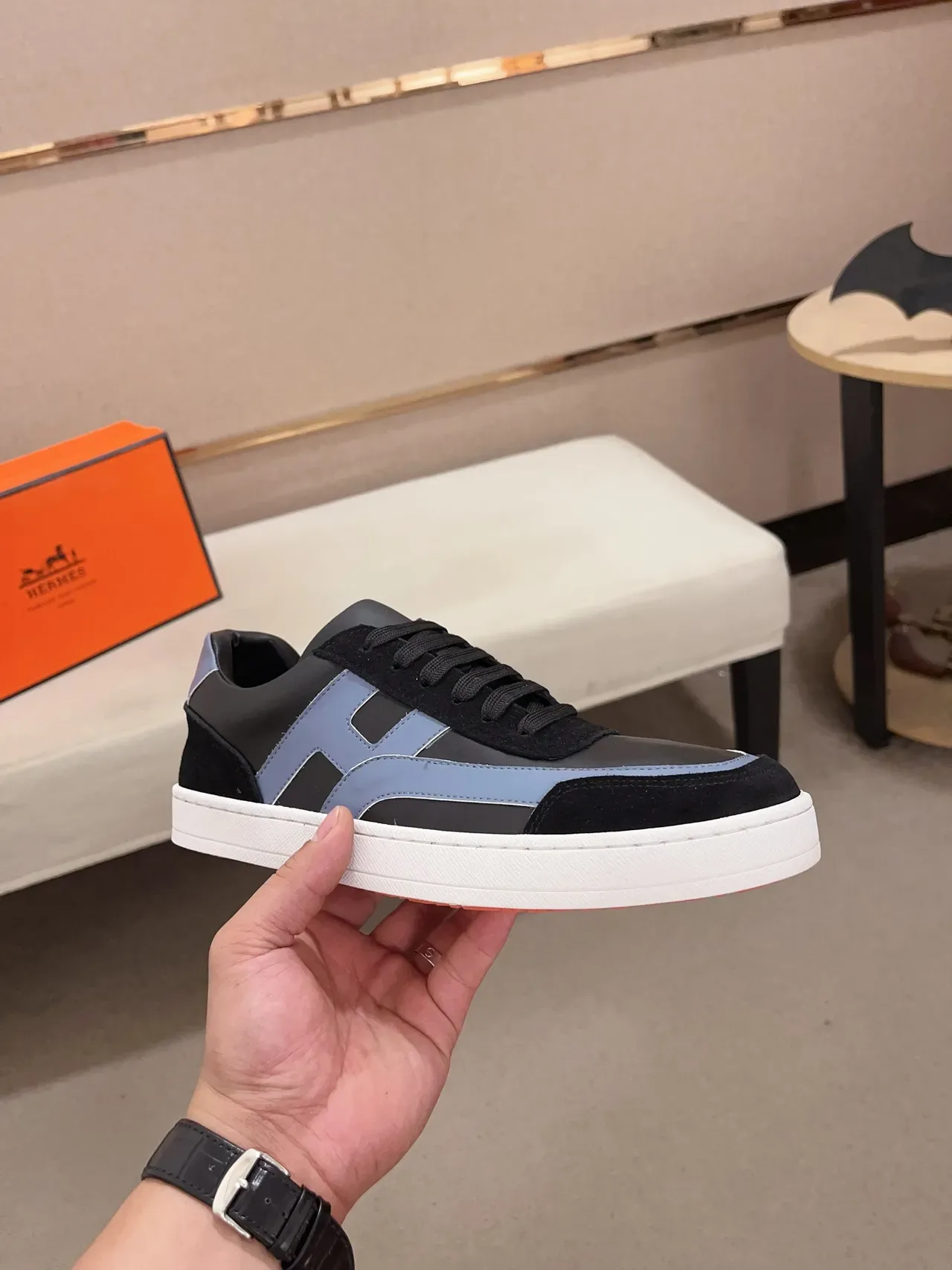 Black and Light Blue-Gray Panelled Lifestyle Sneaker 4