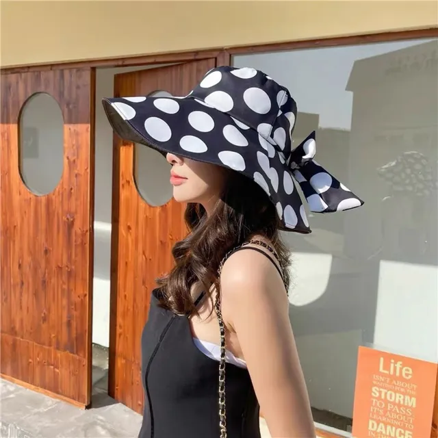 Chapeau bucket noir et blanc à pois, souple 9