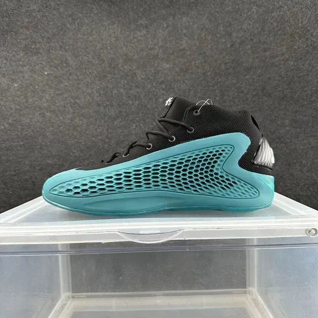 Black Blue High-Top Silhouette Mesh Upper Sneakers 2