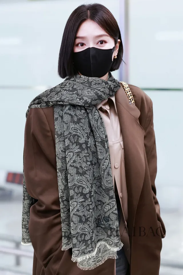 Black Gray Paisley-Print Woven Texture Silk Scarf 2