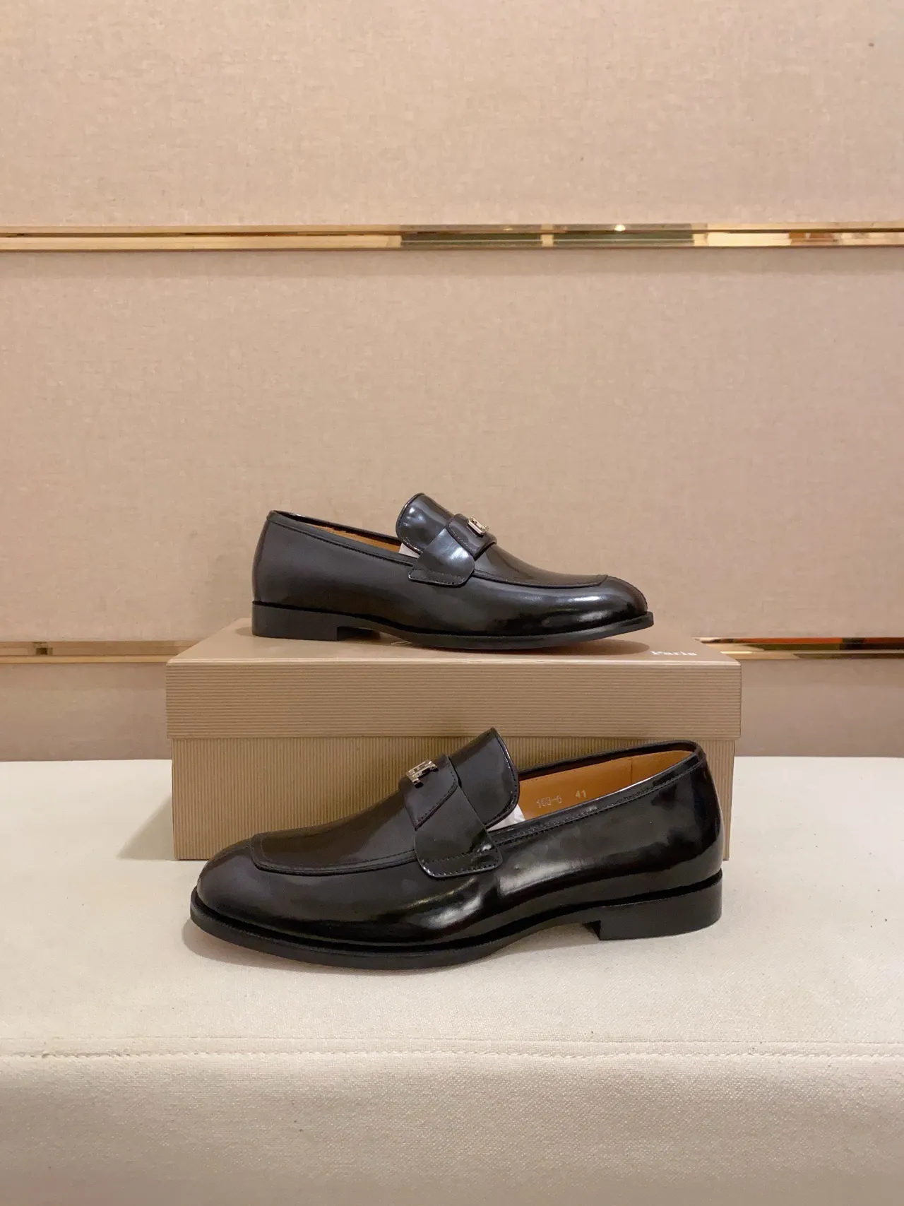 Black High-Gloss Leather Cap-Toe Construction Loafer 7