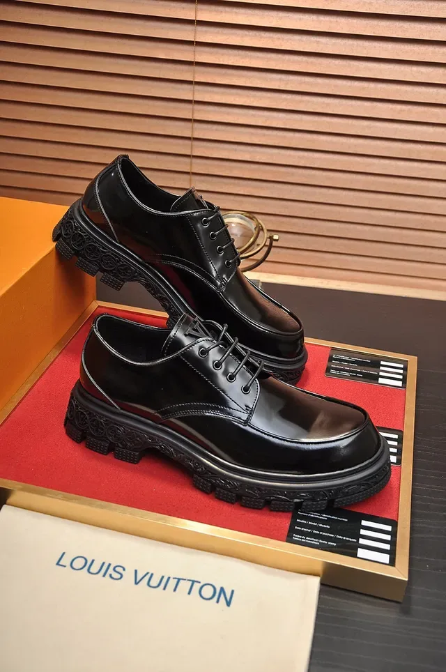 Black High-Shine Chunky Sculpted Sole Leather Shoes 5
