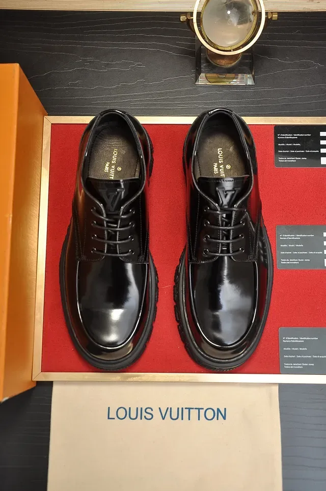 Black High-Shine Chunky Sculpted Sole Leather Shoes 9