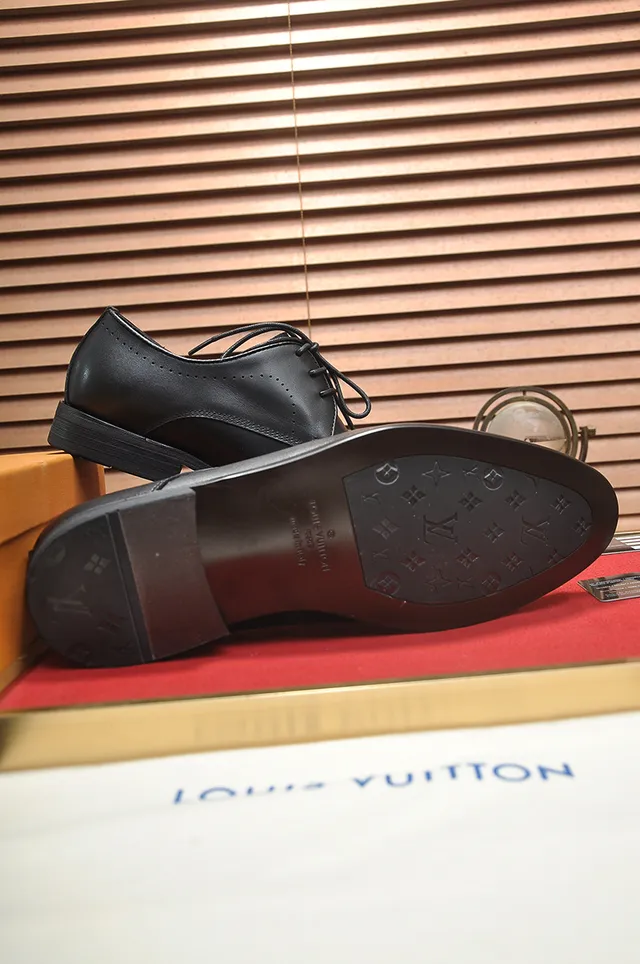 Black Leather Cap Toe Oxford Shoe 3