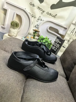 Black Leather-Like Upper Perforated Vamp Mary Jane Shoes 9