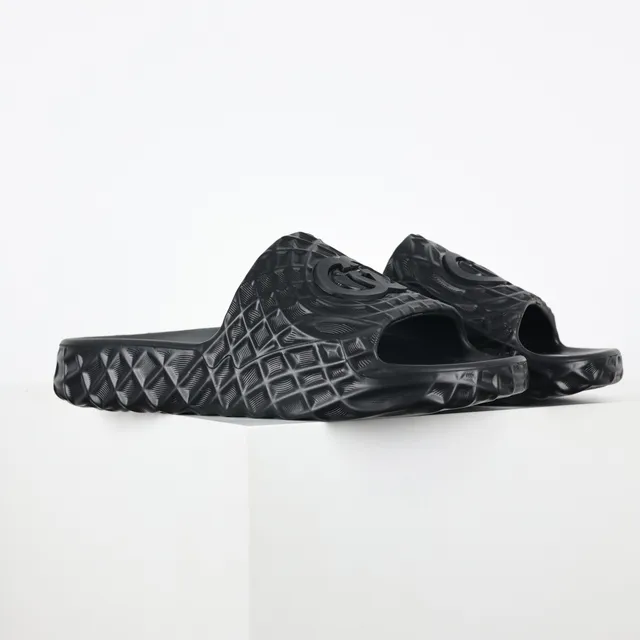 Black Molded Geometric Texture Slide Slippers 3