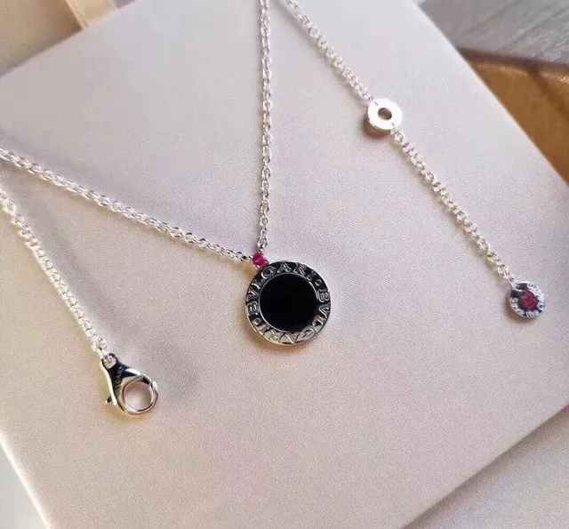 Black Pink Circular Pendant Center Necklace 6