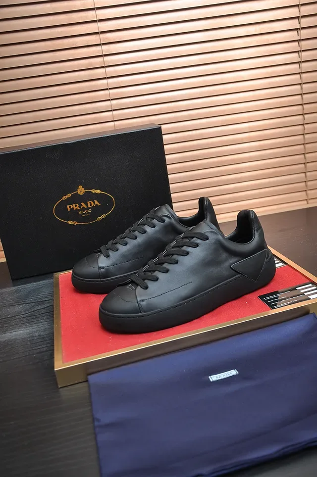 Black Platform Low-Top Sneaker 4
