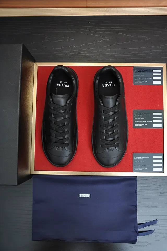 Black Platform Low-Top Sneaker 5