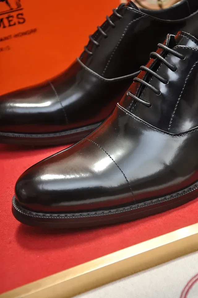 Black Polished Cap Toe Oxford Shoes 2