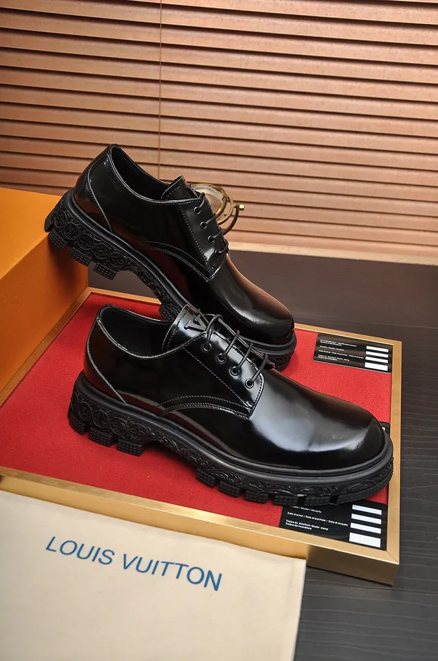 Black Polished Leather Closed-Lace Oxford Shoes 6