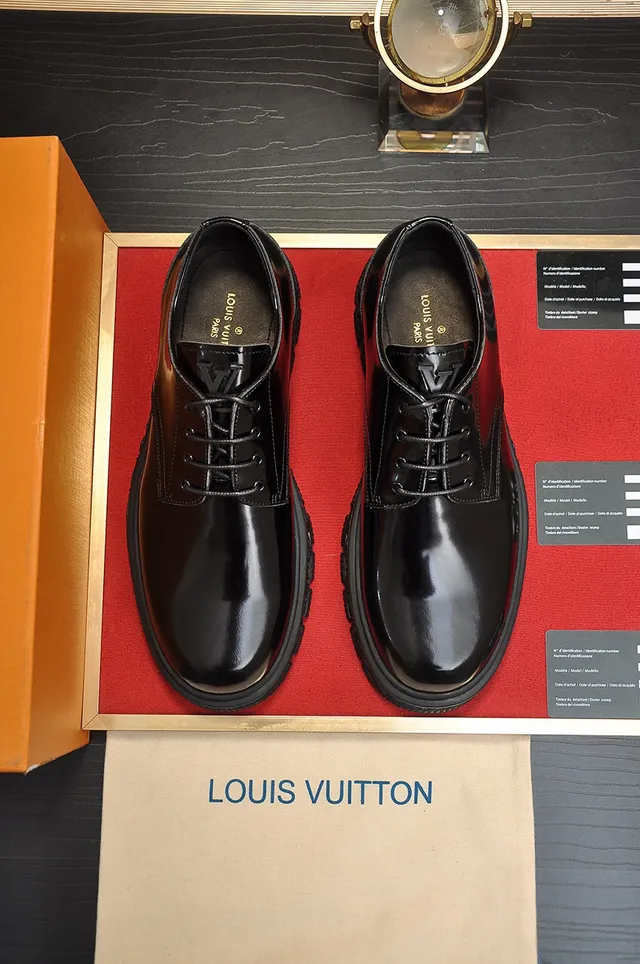 Black Polished Leather Closed-Lace Oxford Shoes 9