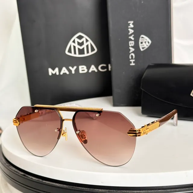 Black Silver Aviator-Inspired Metal-Frame Sunglasses 3