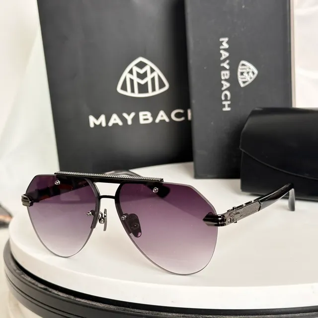 Black Silver Aviator-Inspired Metal-Frame Sunglasses 7