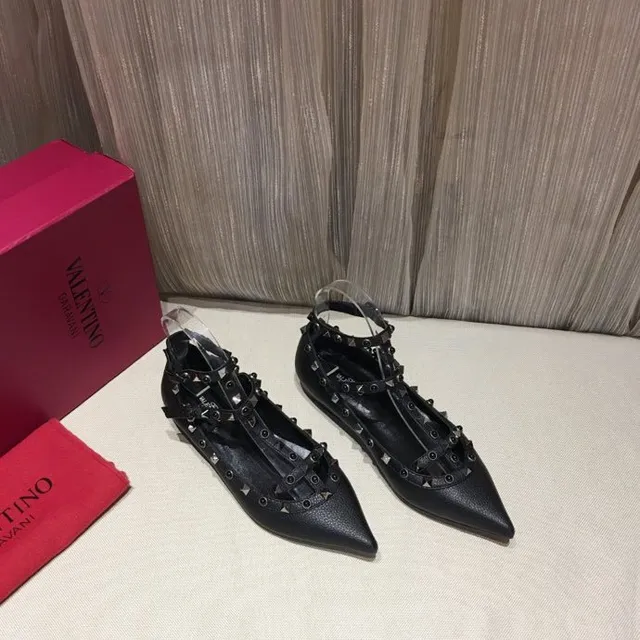 Black Silver Pointed Toe Studded T-Strap Mary Jane Shoes 8
