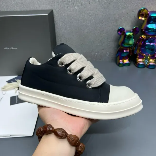Black White Canvas Upper Oversized Flat Laces Lifestyle Sneakers 4