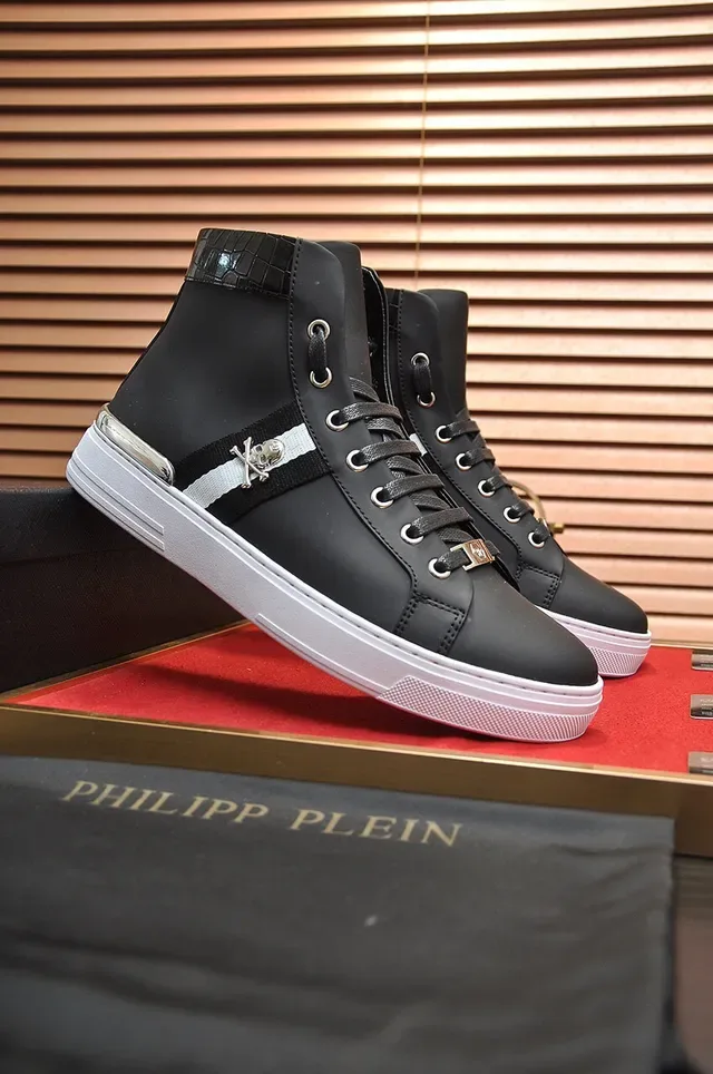 Black White High-Top Crocodile-Textured Collar Sneakers 8