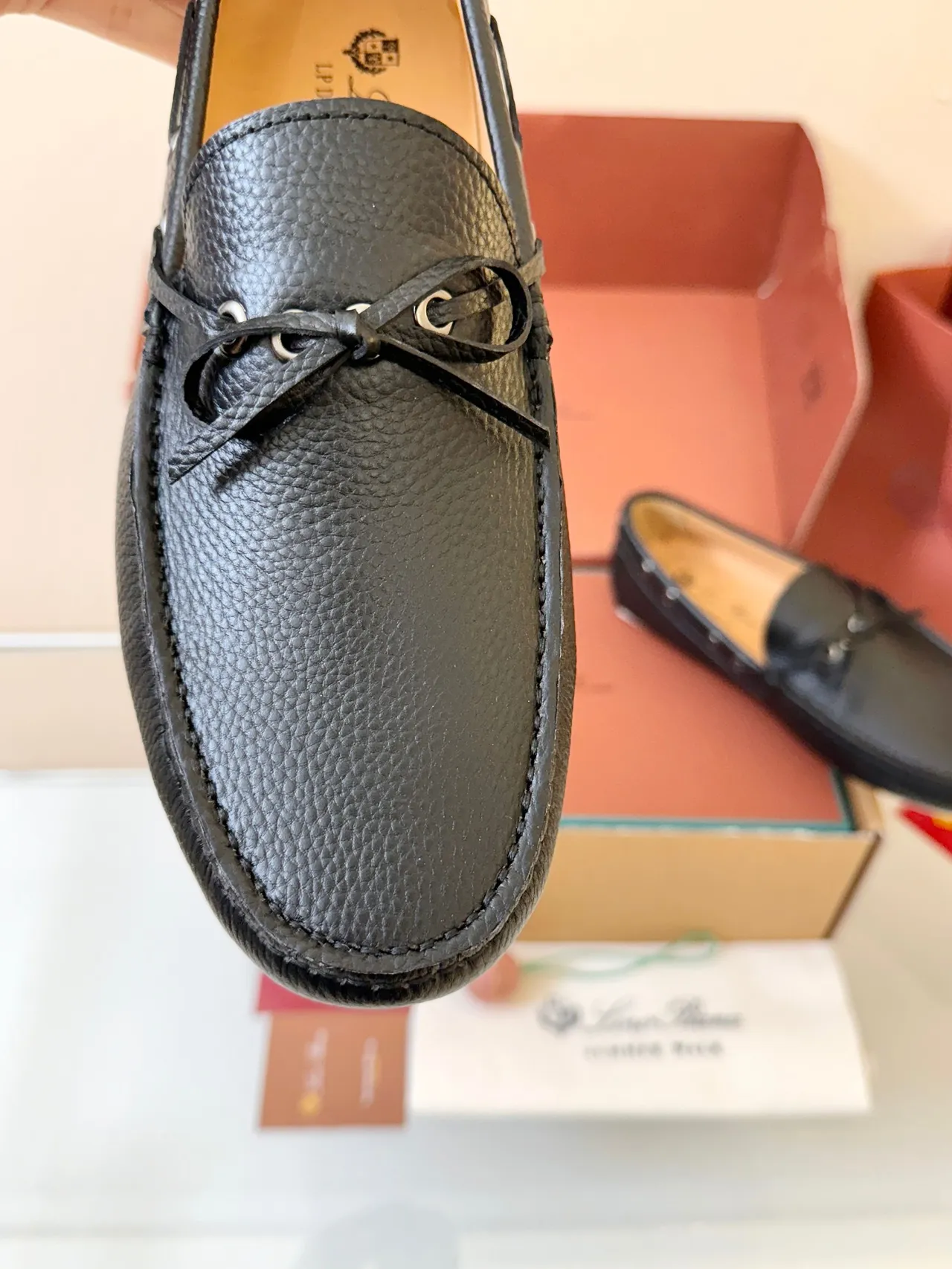 Black White Pebbled Leather Moc-Toe Construction Boat Shoes 3